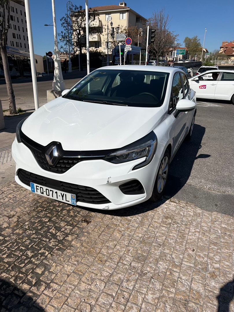 RENAULT Clio